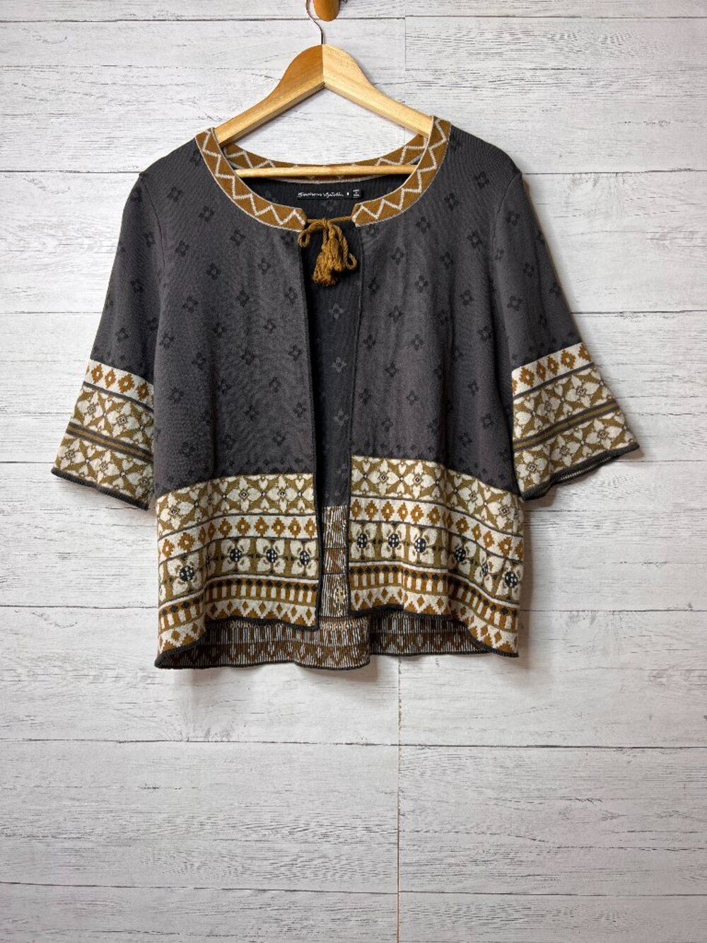 Gudrun Sjoden Cardigan Womens Size Medium Grey & Beige Aztec Fair Isle Print